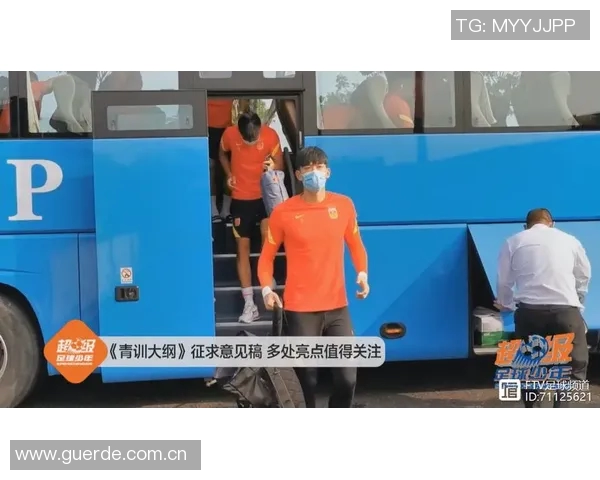 心理较量与团队韧性成都足球队与重庆足球队赛后复盘分析